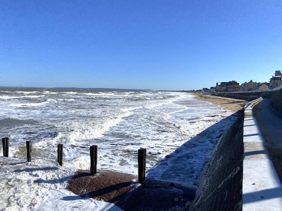 L'Appart' Du Bord De Mer 150M De La Plage Lion-sur-Mer Zewnętrze zdjęcie